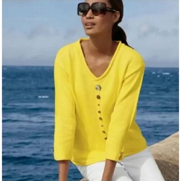 PURE KNITS Sweaters - PURE KNITS Pullover Sweater Womens Size XS-S Yellow Buttons V Neck Long Sleeve